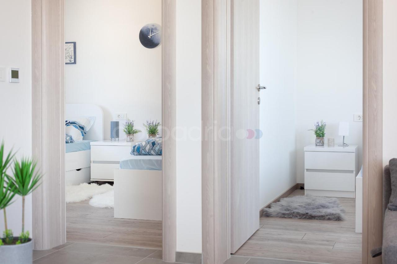 Luxury Apartment Sofia -Free Beach Parking Makarska Exteriör bild