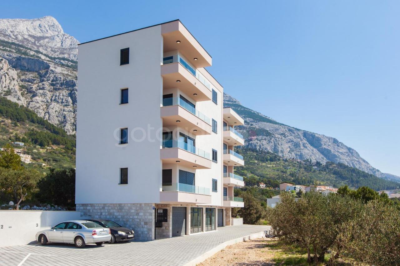 Luxury Apartment Sofia -Free Beach Parking Makarska Exteriör bild