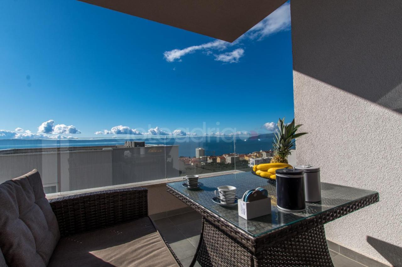 Luxury Apartment Sofia -Free Beach Parking Makarska Exteriör bild