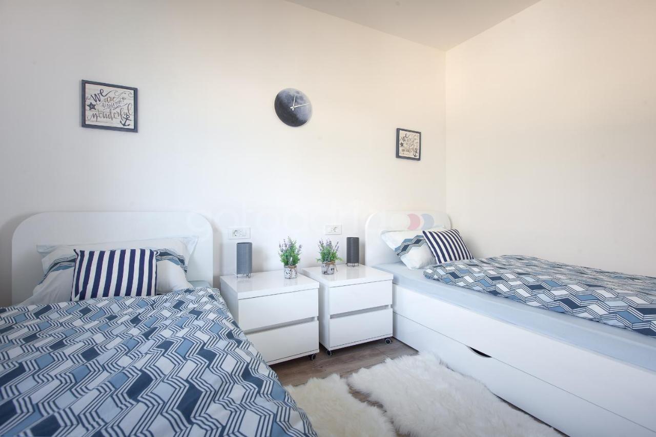Luxury Apartment Sofia -Free Beach Parking Makarska Exteriör bild