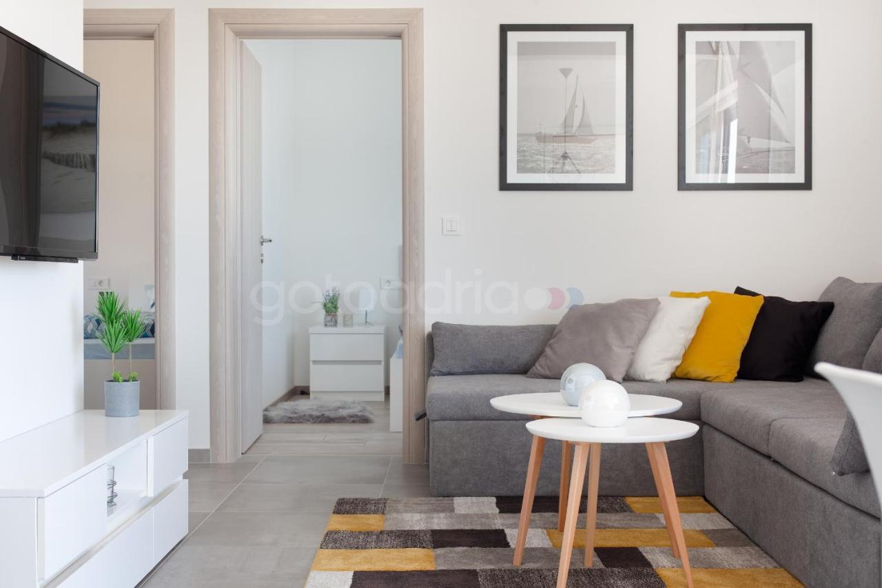 Luxury Apartment Sofia -Free Beach Parking Makarska Exteriör bild