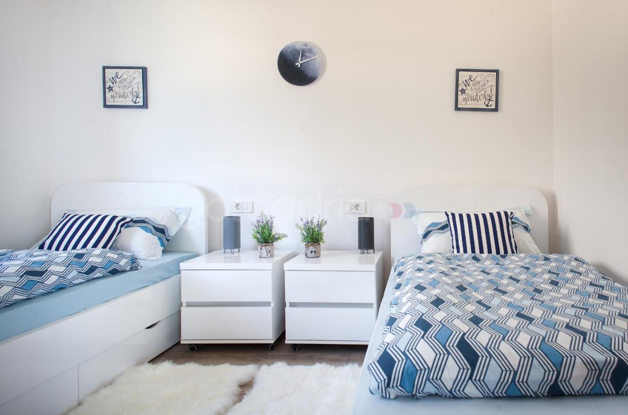 Luxury Apartment Sofia -Free Beach Parking Makarska Exteriör bild